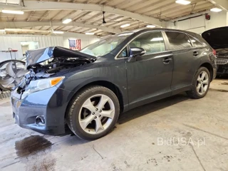 TOYOTA VENZA LE