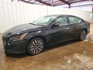 NISSAN ALTIMA SV