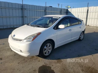 TOYOTA PRIUS BASE