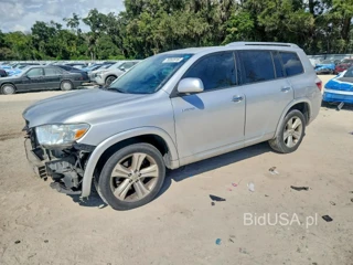 TOYOTA HIGHLANDER LIMITED