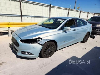 FORD FUSION SE HYBRID
