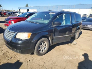 CHRYSLER TOWN & COUNTRY TOURING