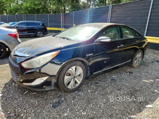HYUNDAI SONATA HYBRID