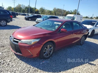 TOYOTA CAMRY SE
