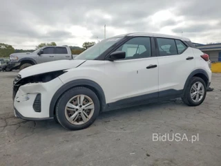 NISSAN KICKS S