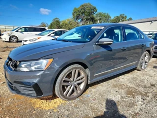 VOLKSWAGEN PASSAT R-LINE