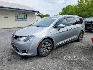CHRYSLER PACIFICA HYBRID LIMITED