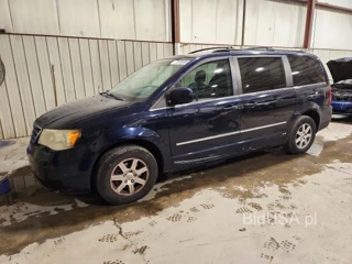 CHRYSLER TOWN & COUNTRY TOURING PLUS