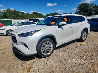 TOYOTA HIGHLANDER LIMITED