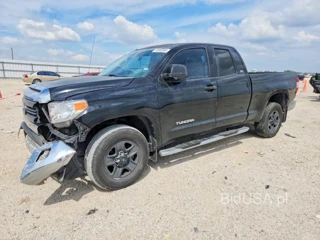 TOYOTA TUNDRA SR5