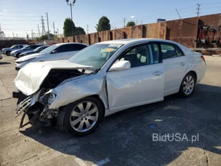 TOYOTA AVALON XLS