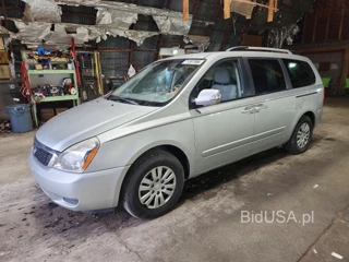 KIA SEDONA LX