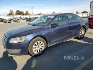 VOLKSWAGEN PASSAT S