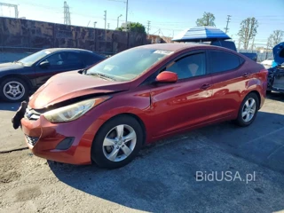 HYUNDAI ELANTRA GLS