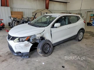 NISSAN ROGUE SPORT S