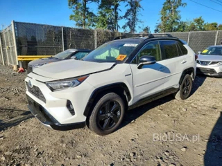 TOYOTA RAV4 XSE