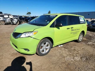 TOYOTA SIENNA L 7-PASSENGER