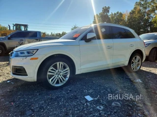 AUDI Q5 PREMIUM PLUS