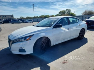 NISSAN ALTIMA SR