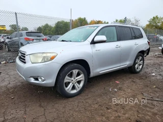 TOYOTA HIGHLANDER SPORT