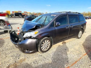 TOYOTA SIENNA LIMITED 7-PASSENGER
