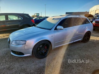 AUDI A4 3.2 AVANT QUATTRO