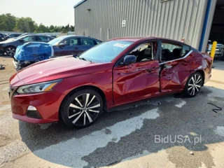 NISSAN ALTIMA SR