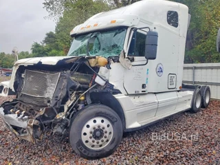 FREIGHTLINER CST120