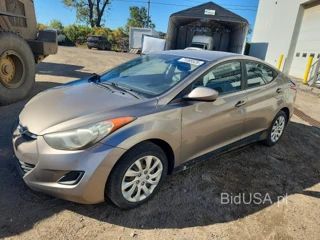 HYUNDAI ELANTRA GLS