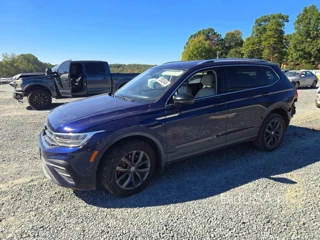 VOLKSWAGEN TIGUAN SE