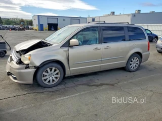 CHRYSLER TOWN & COUNTRY TOURING