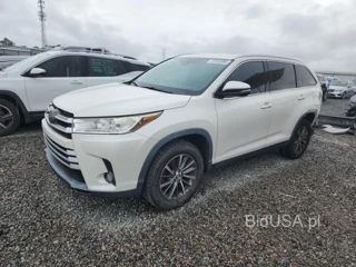 TOYOTA HIGHLANDER XLE