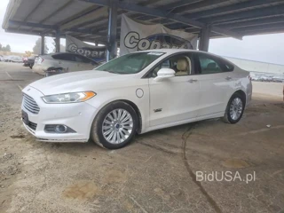FORD FUSION SE PHEV