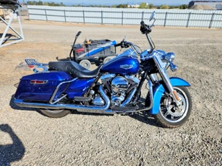 HARLEY-DAVIDSON FLHR ROAD KING