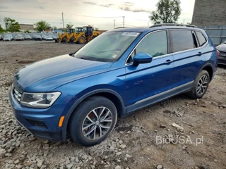 VOLKSWAGEN TIGUAN SE