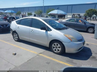 TOYOTA TOYOTA PRIUS