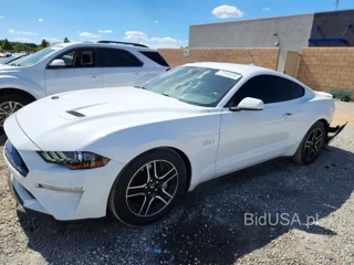 FORD MUSTANG GT