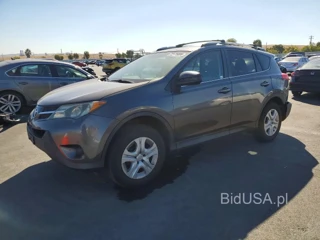 TOYOTA RAV4 LE
