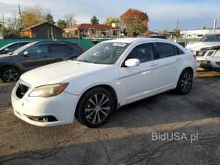 CHRYSLER 200 LIMITED
