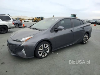 TOYOTA PRIUS FOUR TOURING