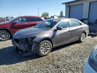 TOYOTA CAMRY HYBRID LE