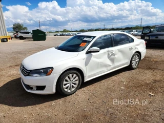 VOLKSWAGEN PASSAT S