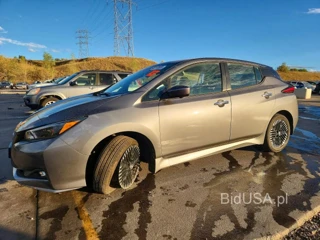 NISSAN LEAF SV PLUS