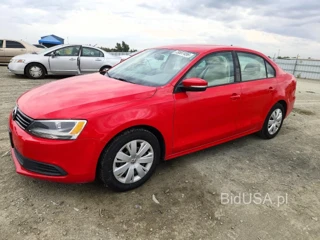 VOLKSWAGEN JETTA SE