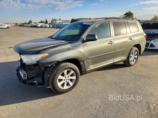 TOYOTA HIGHLANDER PLUS