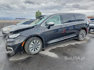 CHRYSLER PACIFICA HYBRID LIMITED