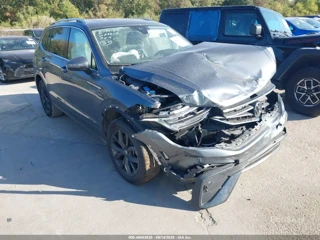 VOLKSWAGEN VOLKSWAGEN TIGUAN 2.0T SE/2.0T WOLFSBURG EDITION