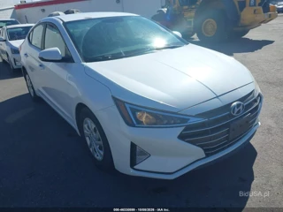 HYUNDAI HYUNDAI ELANTRA SE