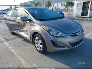 HYUNDAI HYUNDAI ELANTRA SE