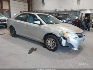 TOYOTA TOYOTA CAMRY LE